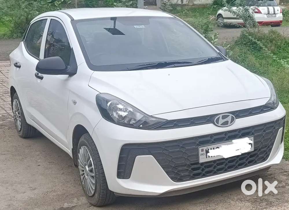 Hyundai Aura 1.2 Petrol 2025 With Low Km And Good Condition