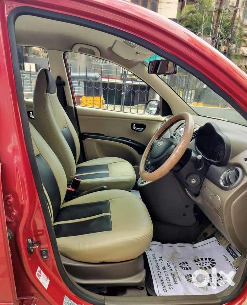 Hyundai I10 Sportz At, 2012, Petrol