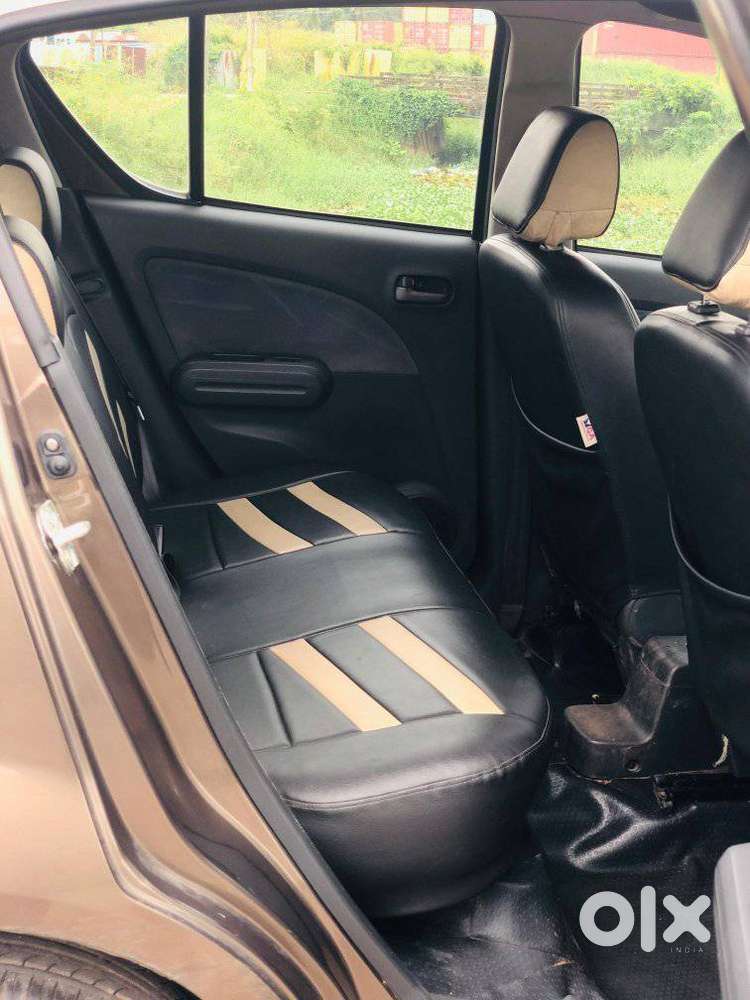 Maruti Suzuki Ritz Vxi, 2012, Petrol