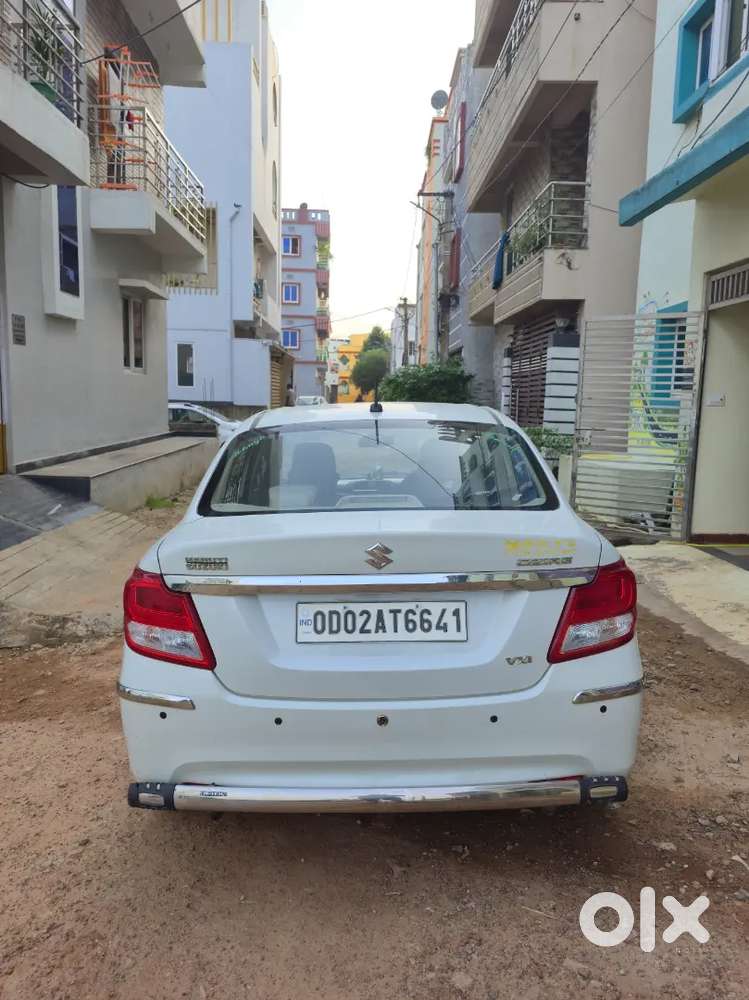 Maruti Suzuki Dzire Vxi 2018 Petrol Manual