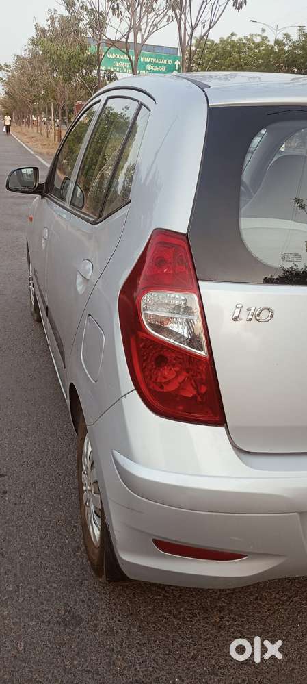 Hyundai I10 Sportz 1.1l, 2015, Cng & Hybrids