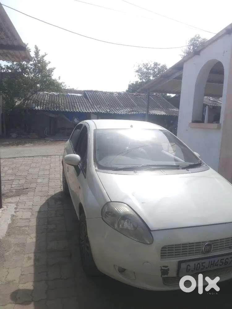 Fiat Punto 2014 Diesel 70000 Km Driven