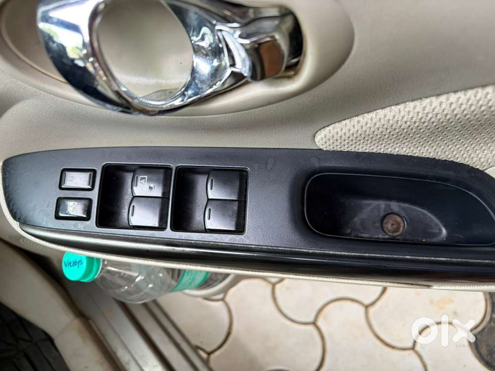 Nissan Sunny Diesel 2013
