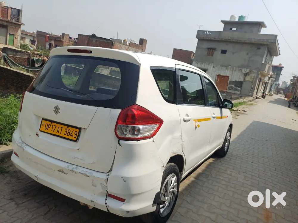 Maruti Suzuki Ertiga 2017 Petrol 200000 Km Driven