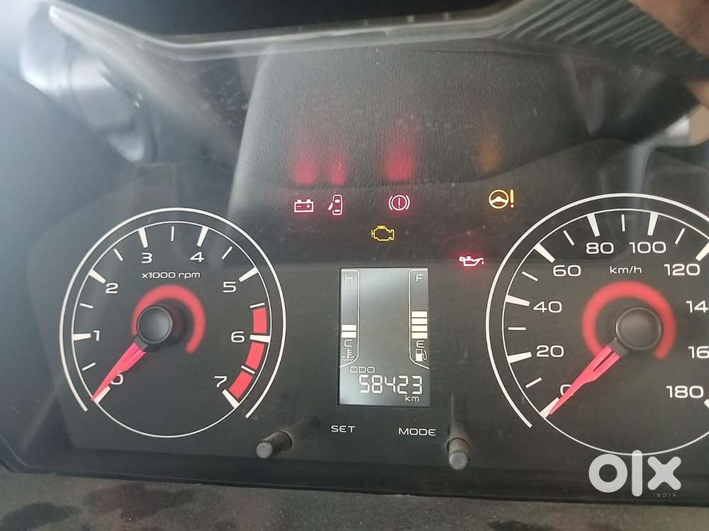 Mahindra Kuv100 Nxt 2018 Petrol Manual