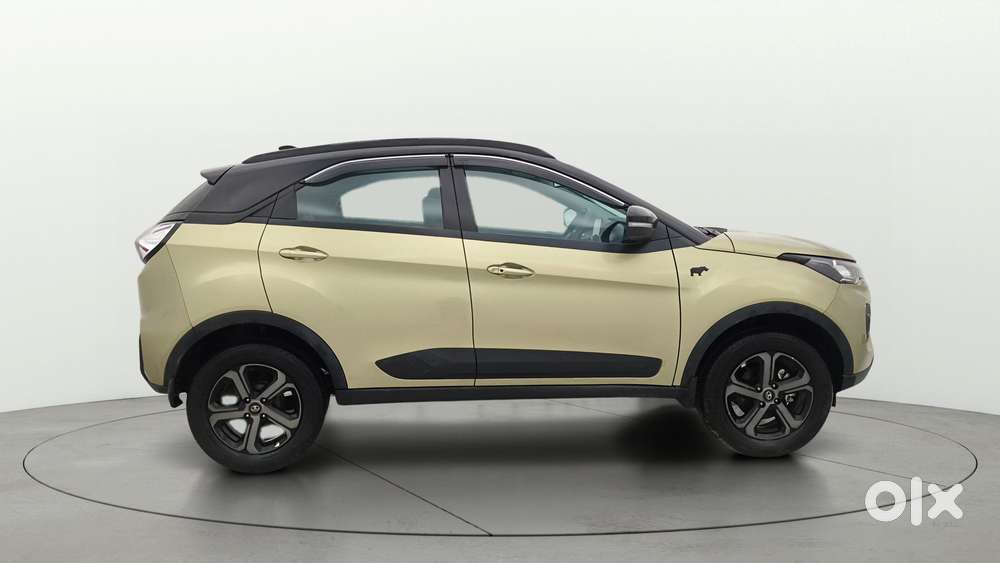 Tata Nexon 1.2 Revotron Xz Plus Premium, 2022, Petrol