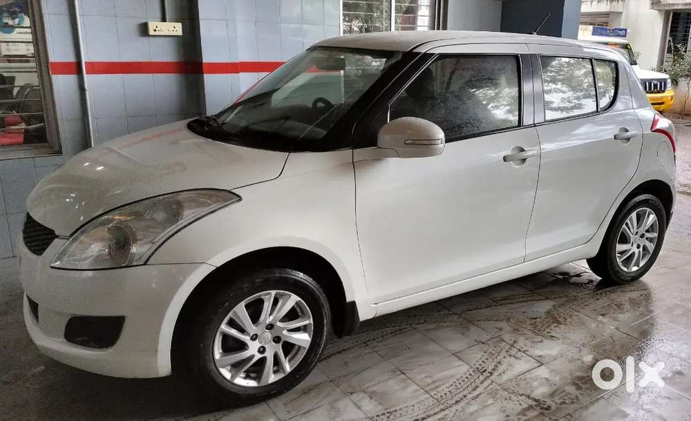 Maruti Suzuki Swift 2011 Diesel 195000 Km Driven