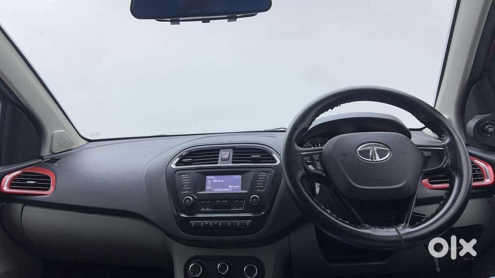 Tata Tiago Xza, 2019, Petrol