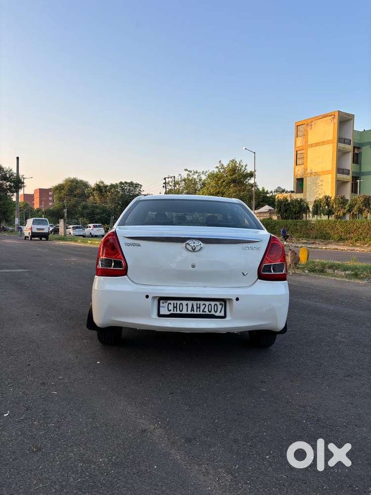 Toyota Etios Vx Xclusive, 2011, Petrol