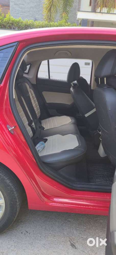 Skoda Slavia Ambition 1.0l Tsi Mt, 2022, Petrol