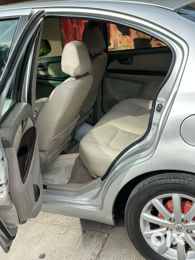 Maruti Suzuki Sx4 Zxi, 2010, Cng & Hybrids