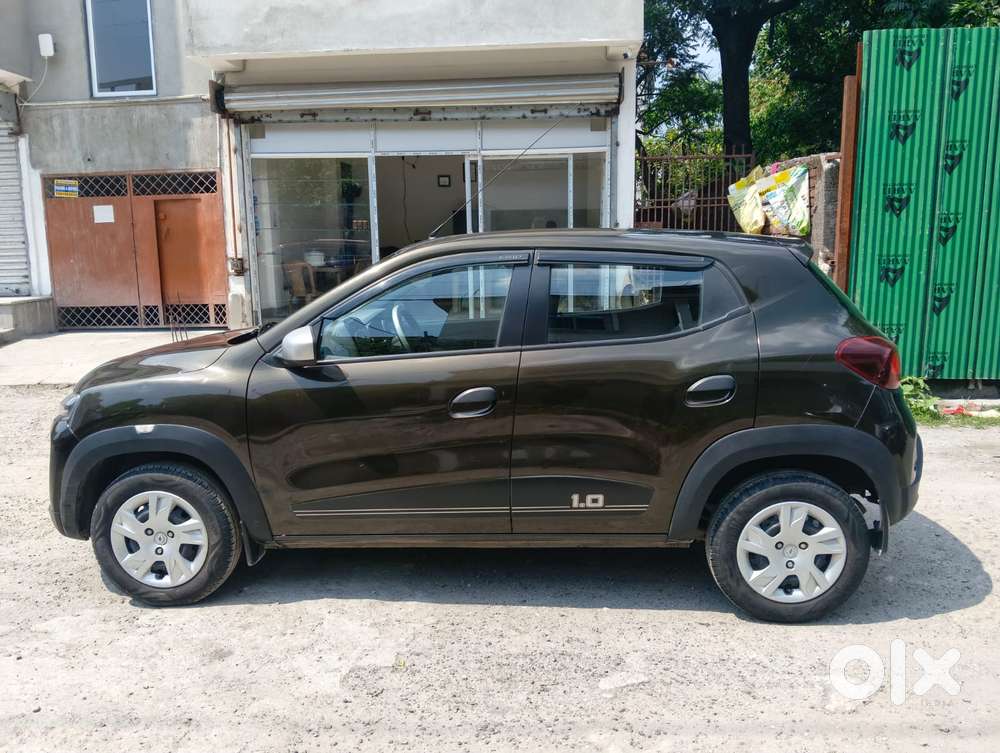 Renault Kwid 1.0 Rxt Amt, 2022, Petrol