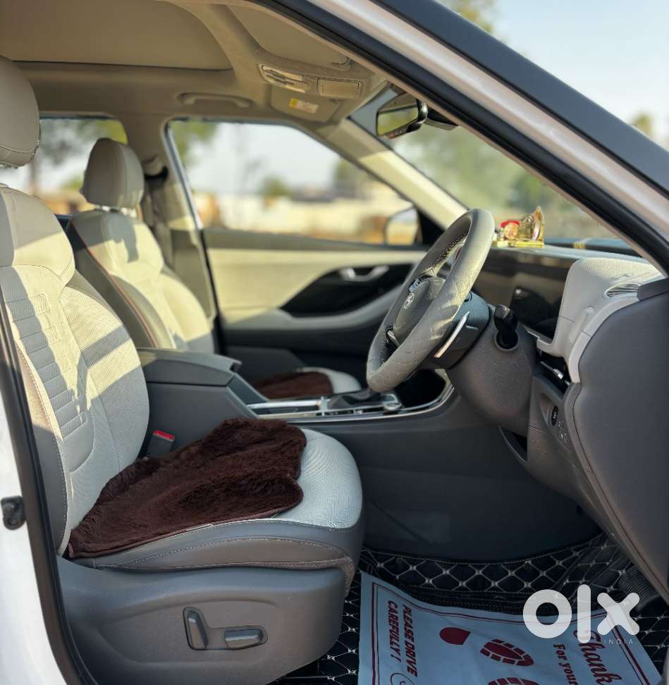 Hyundai Creta 1.5 Sx (o) Ivt Petrol, 2025, Petrol