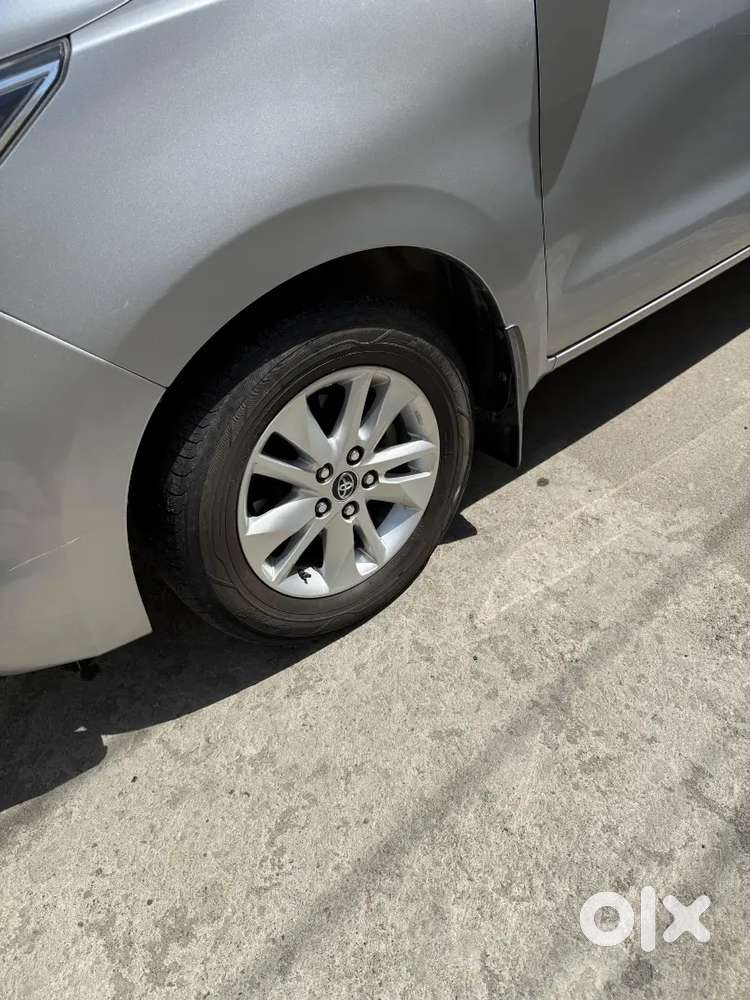 Single Hand Driven , All Services From Company