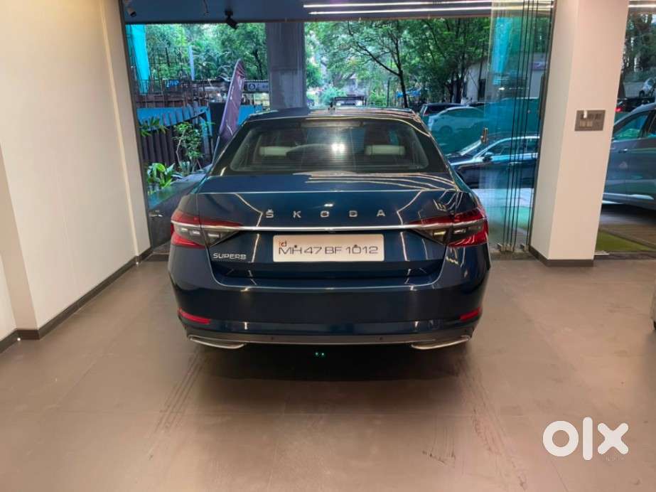 Skoda Superb 2.0 Tsi At L&k, 2022, Petrol