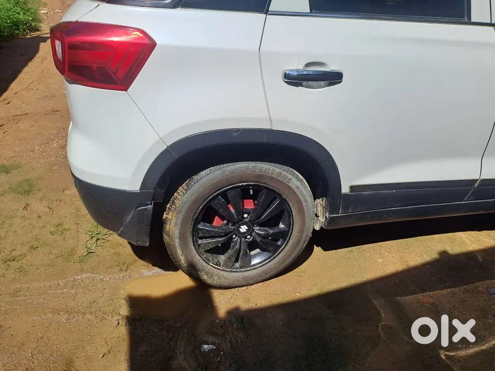 Maruti Suzuki Brezza Lxi 2021
