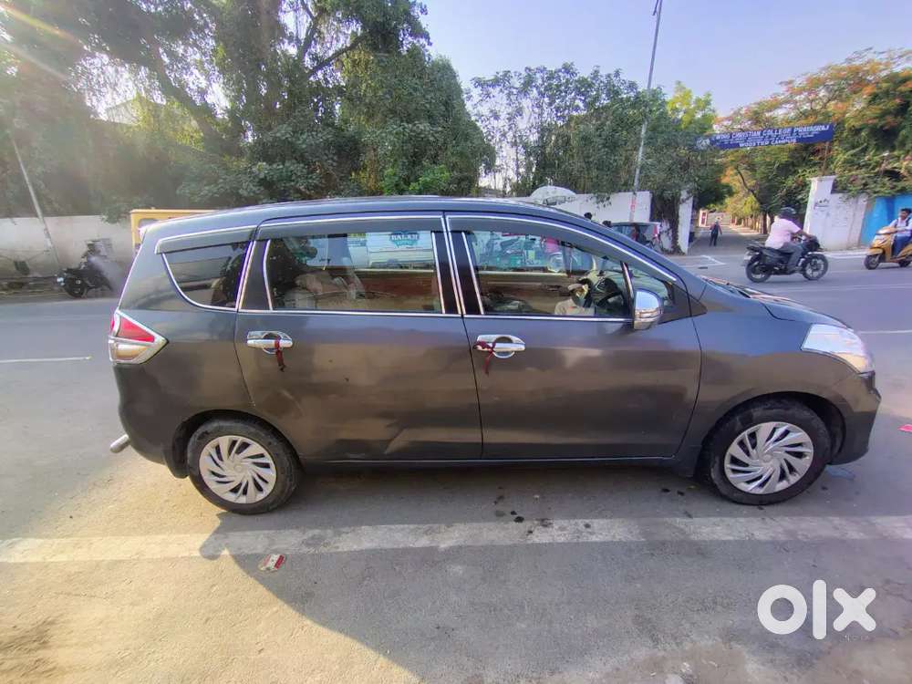 Maruti Suzuki Ertiga 2015 Diesel 215000 Km Driven