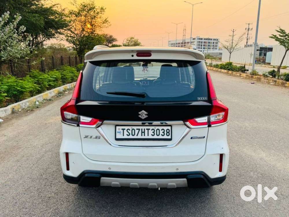Maruti Suzuki Xl6 1.5 Alpha At, 2022, Petrol