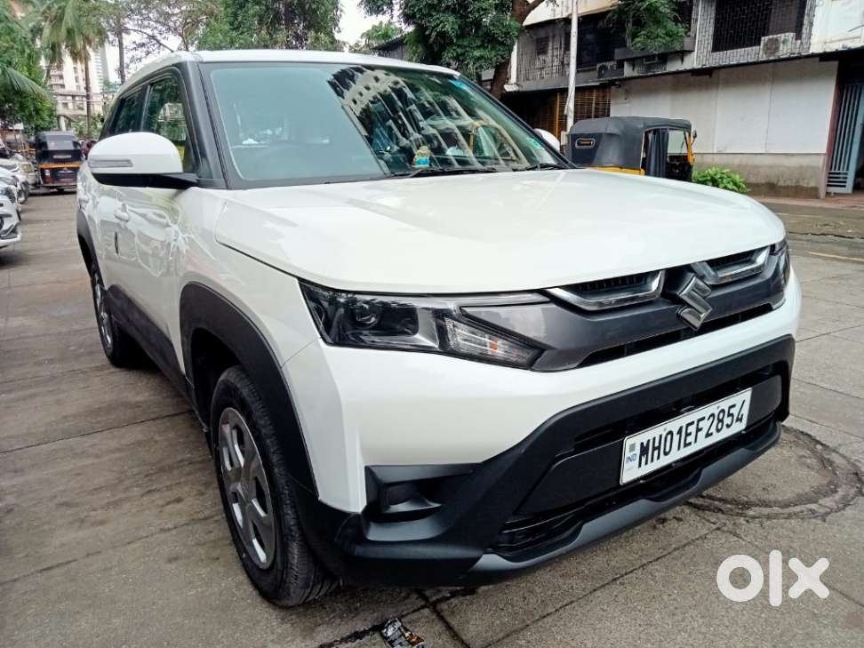 Maruti Suzuki Brezza 1.5 Vxi At Smart Hybrid, 2023, Petrol