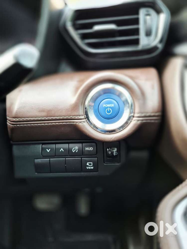 Toyota Urban Cruiser Hyryder 1.5 V Hybrid, 2024, Petrol
