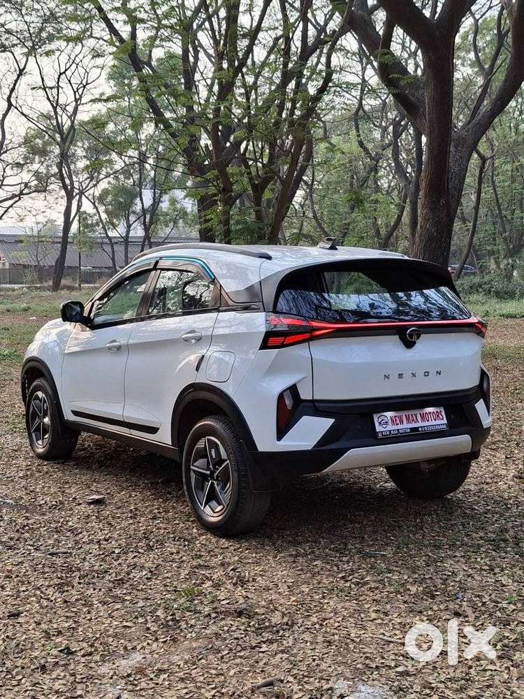 Tata Nexon, 2024, Petrol