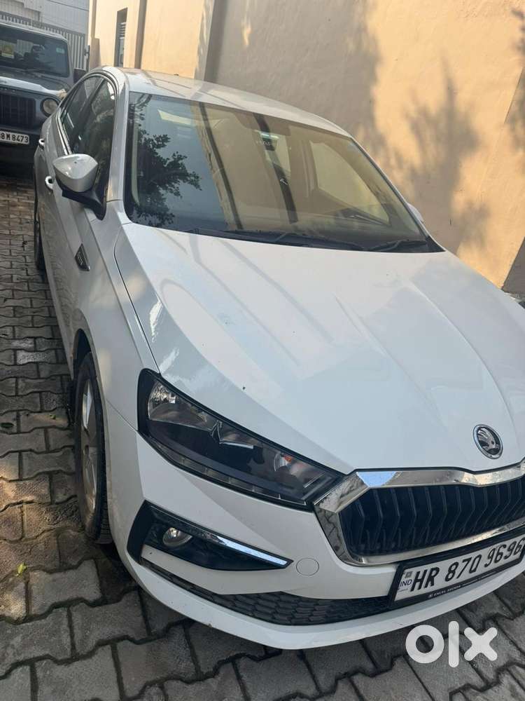 Skoda Slavia 1.0 Ambition Tsi, 2024, Petrol