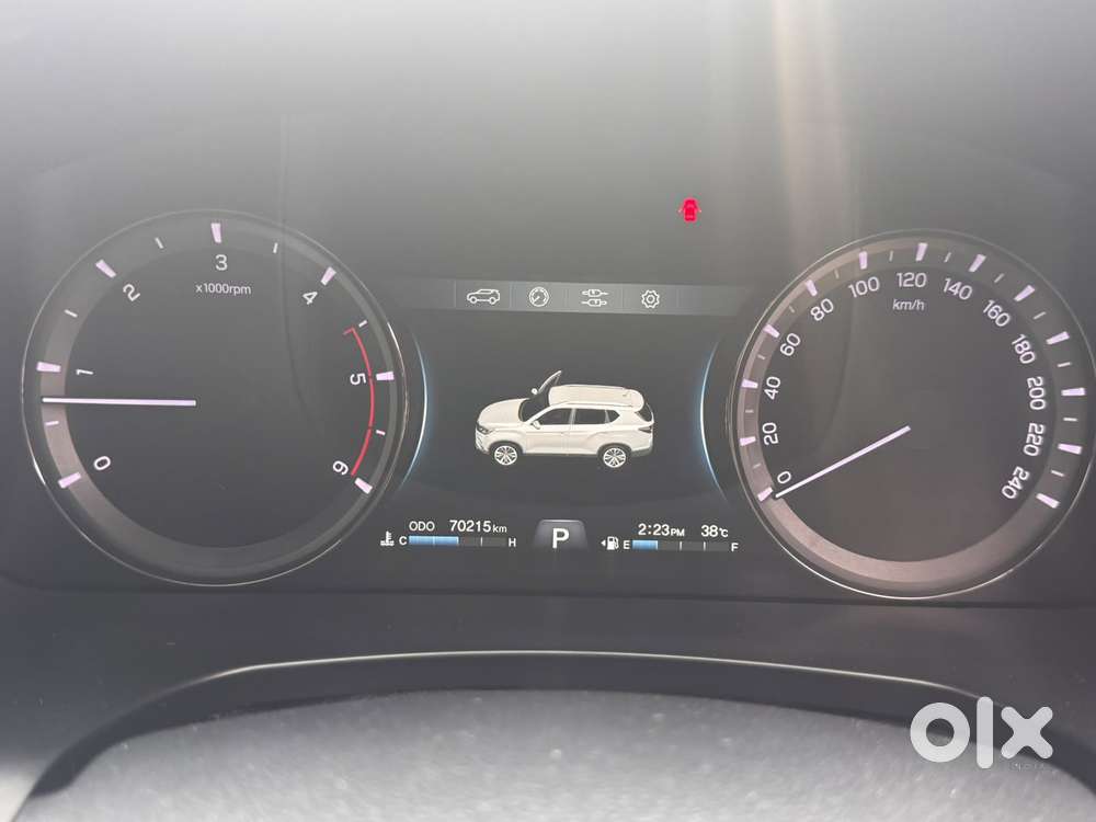 Mahindra Alturas G4 4x2 At, 2022, Diesel