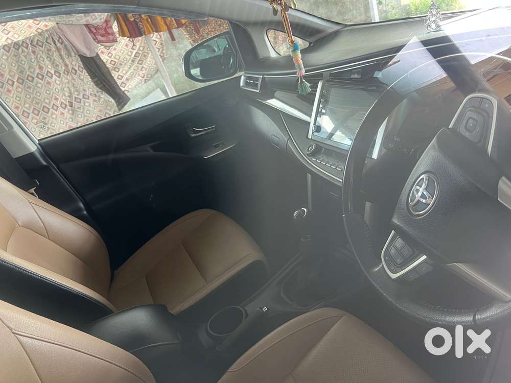 Toyota Innova Zx 2022