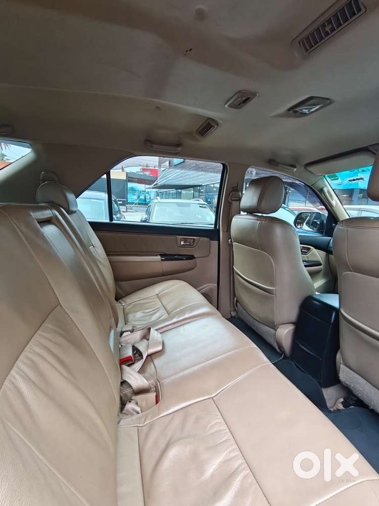 Toyota Fortuner 3.0 4x2 Automatic, 2015, Diesel