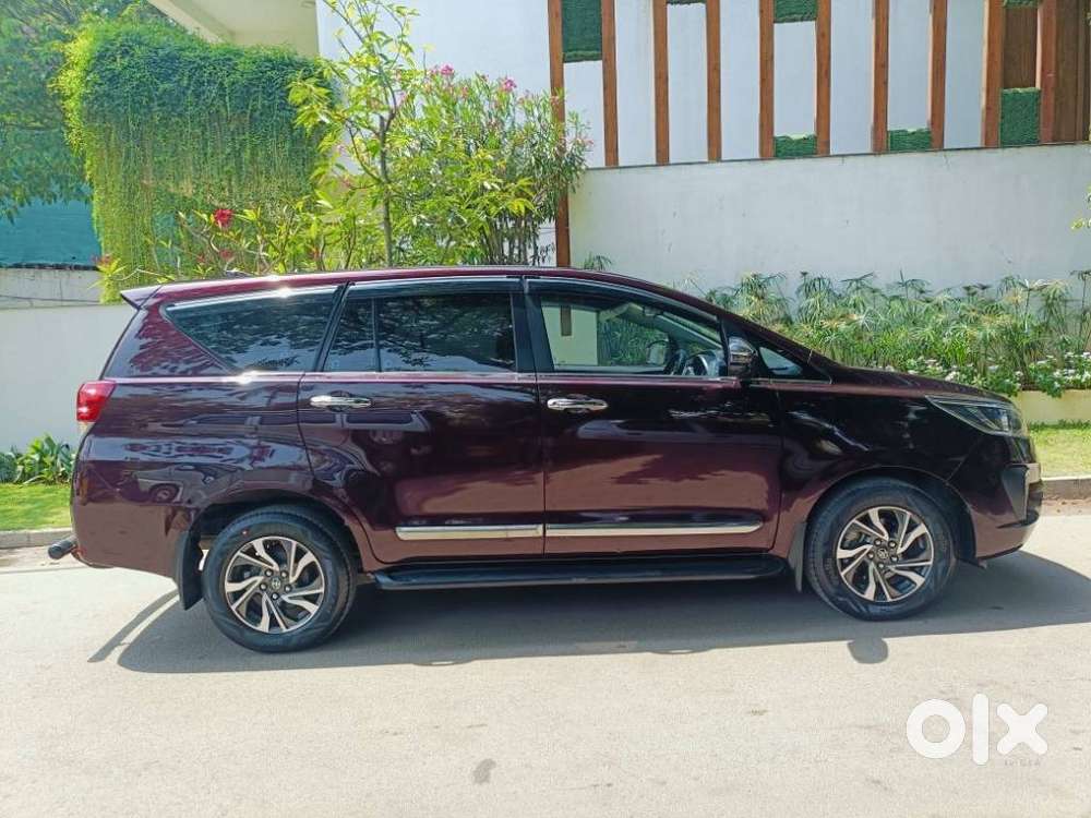 Toyota Innova Crysta [2016-2020] 2.4 Gx At 7 Str, 2022, Diesel