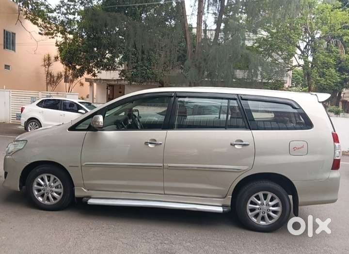 Toyota Innova 2.5 V 7 Str, 2012, Diesel