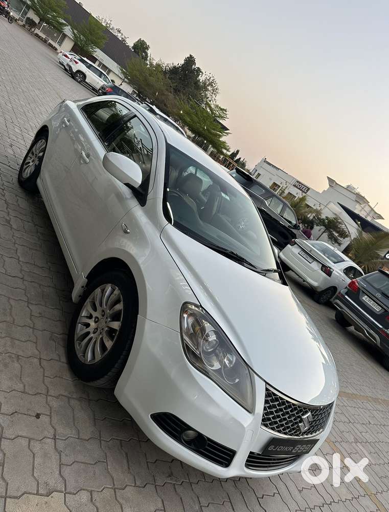 Maruti Suzuki Kizashi Cvt, 2012, Cng & Hybrids
