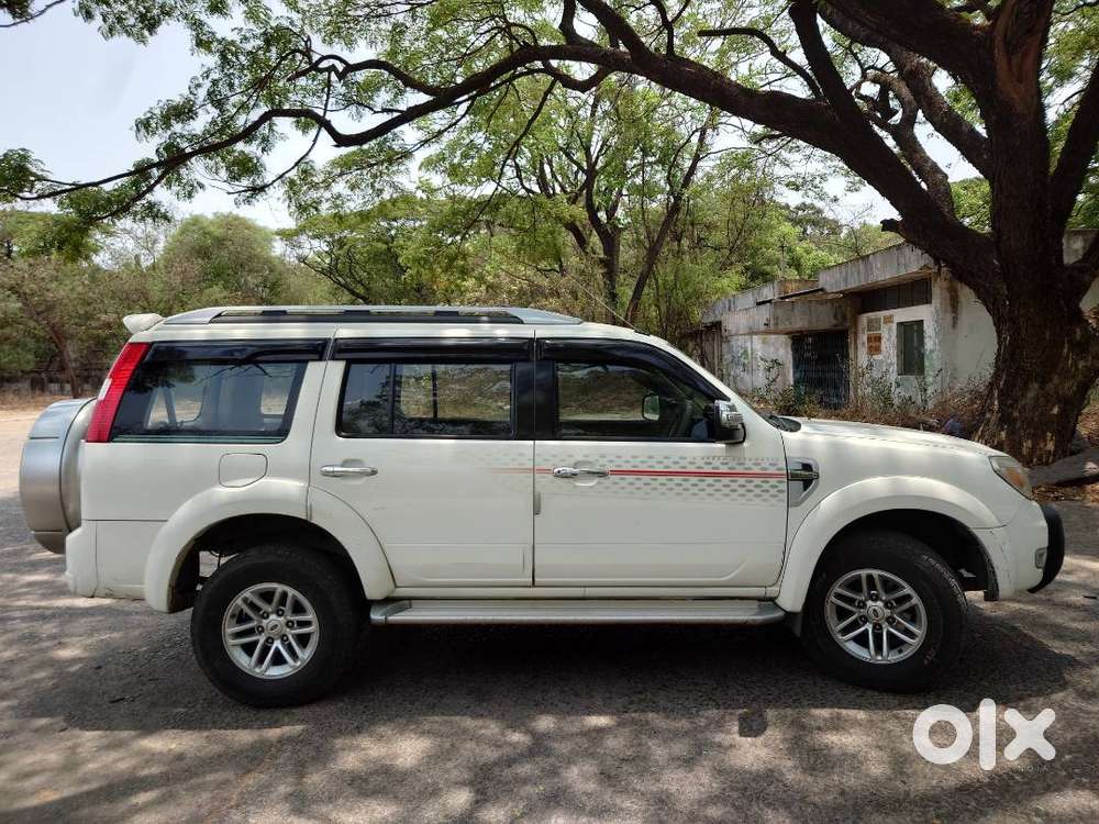 Ford Endeavour 3.0 4 X 2 Automatic