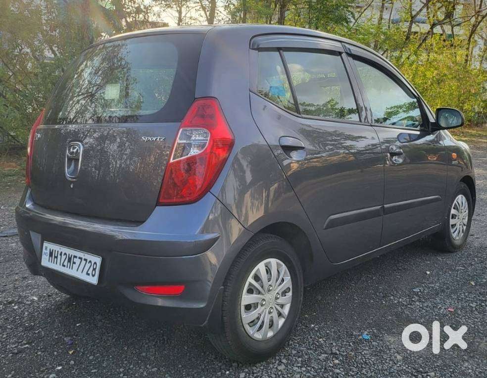 Hyundai I10 Sportz, 2015, Petrol