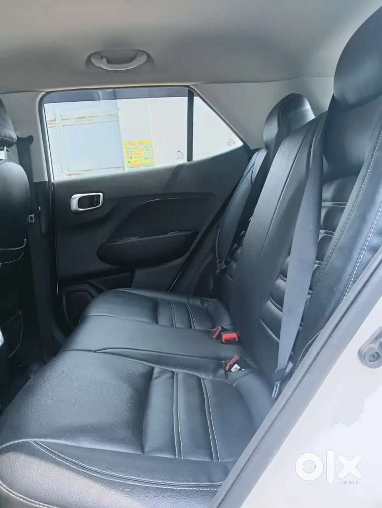 Hyundai New Venue 2020 Petrol 65000 Km Driven