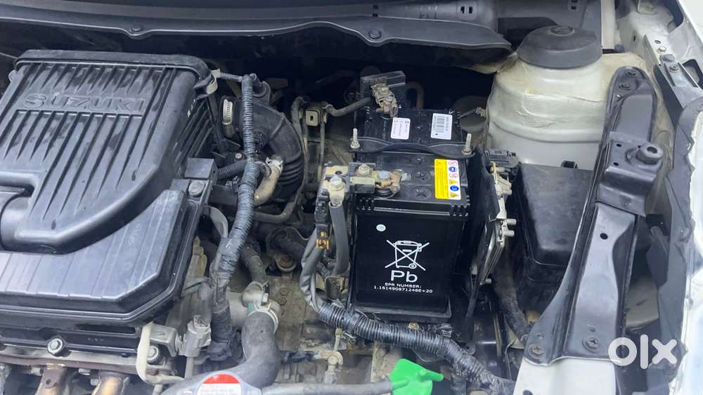 Maruti Suzuki Swift Vxi Optional, 2017, Petrol