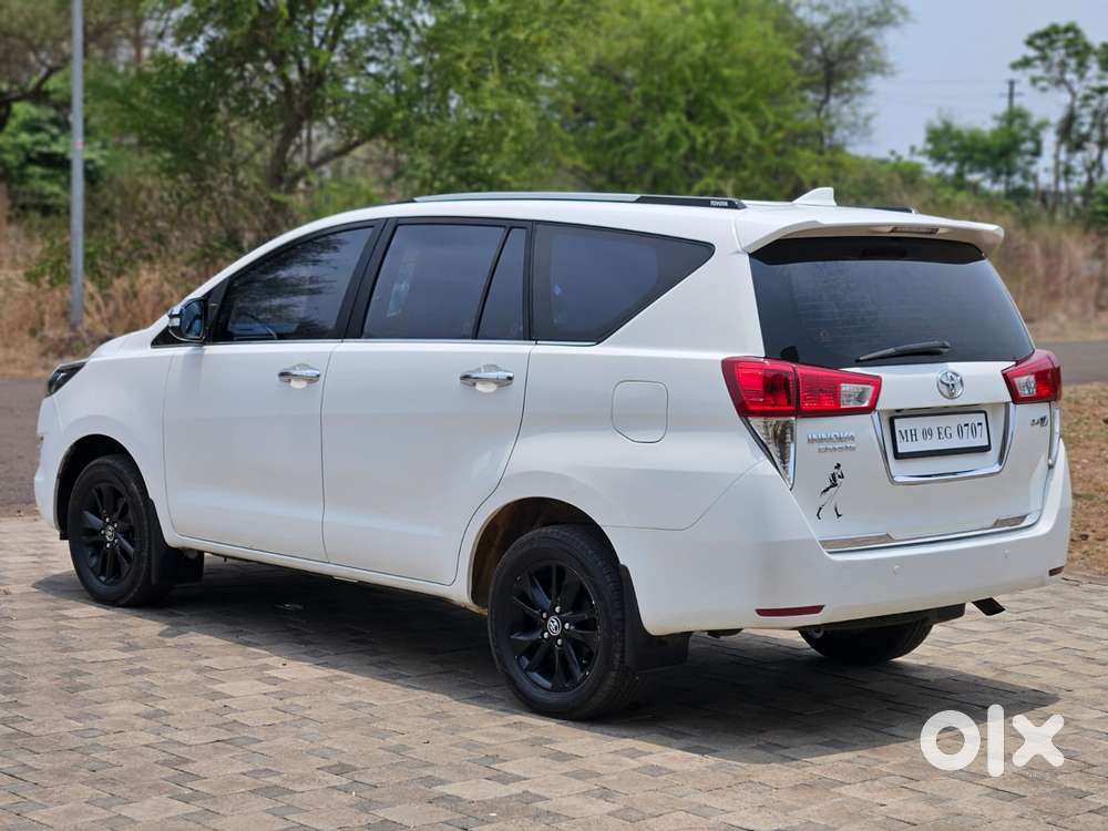 Toyota Innova Crysta 2.4 V, 2017, Diesel