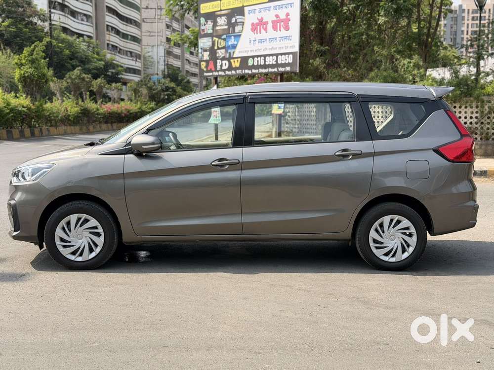 Maruti Suzuki Ertiga Vxi At Petrol, 2022, Petrol