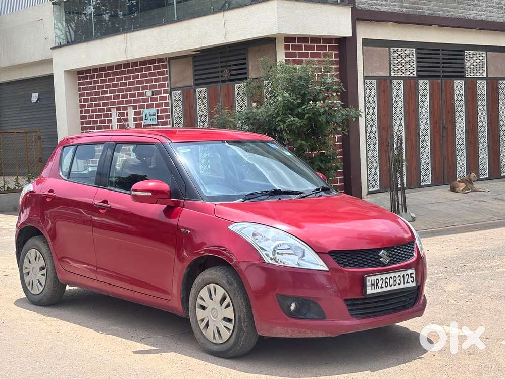 Maruti Suzuki Swift Vxi + Manual, 2013, Petrol