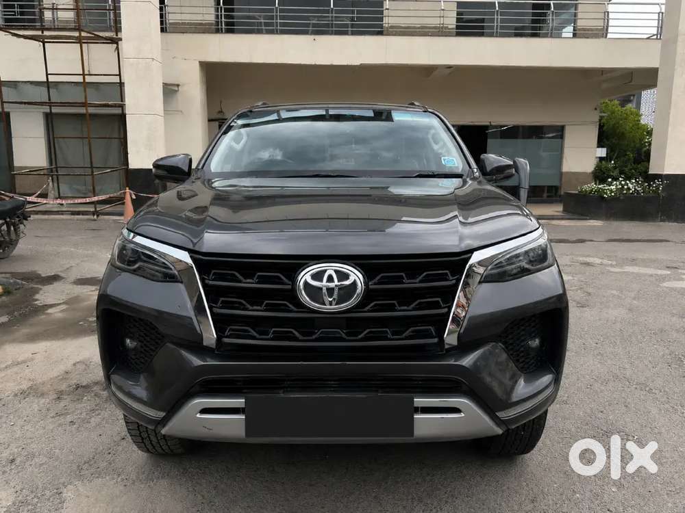 Toyota Fortuner 2021 Diesel Well Maintained