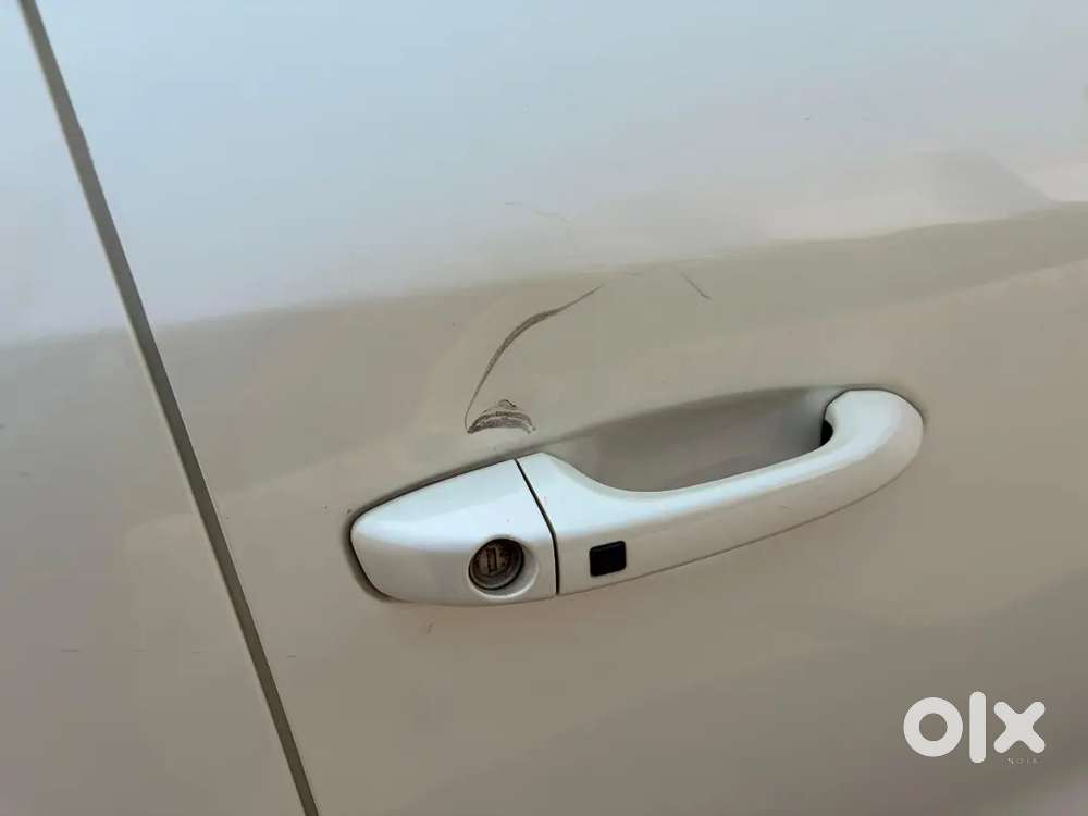 Mahindra Xuv300 2022 Petrol 35000 Km Driven
