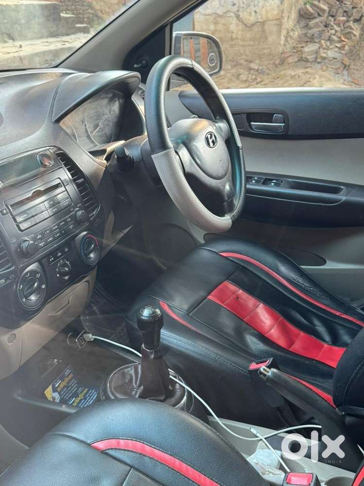 Hyundai I20 2009 Petrol Well Maintained