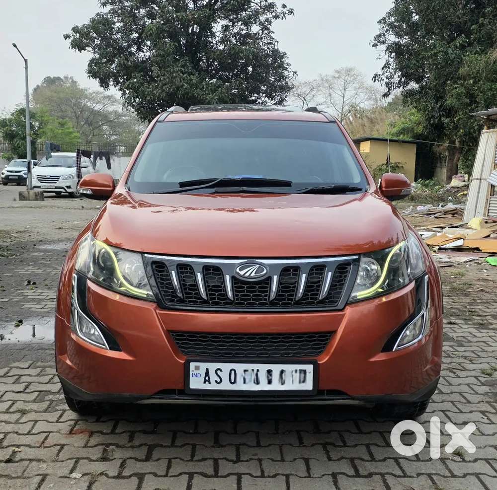 Mahindra Xuv500 W10
