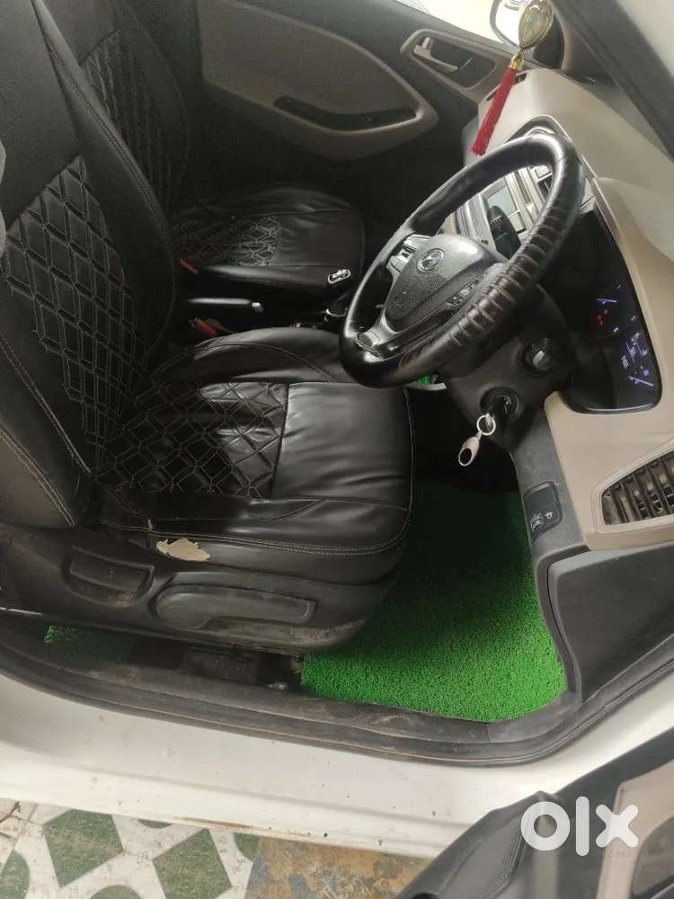 Hyundai I20 Spotz 2015