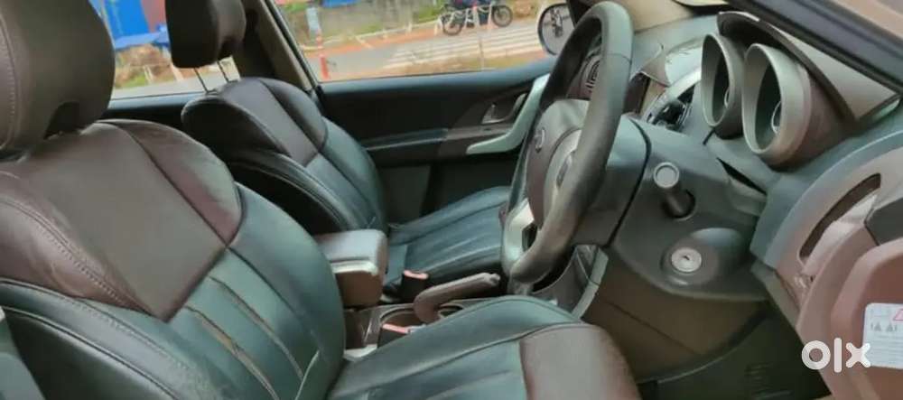 Mahindra Xuv500 2.2 W8 2013