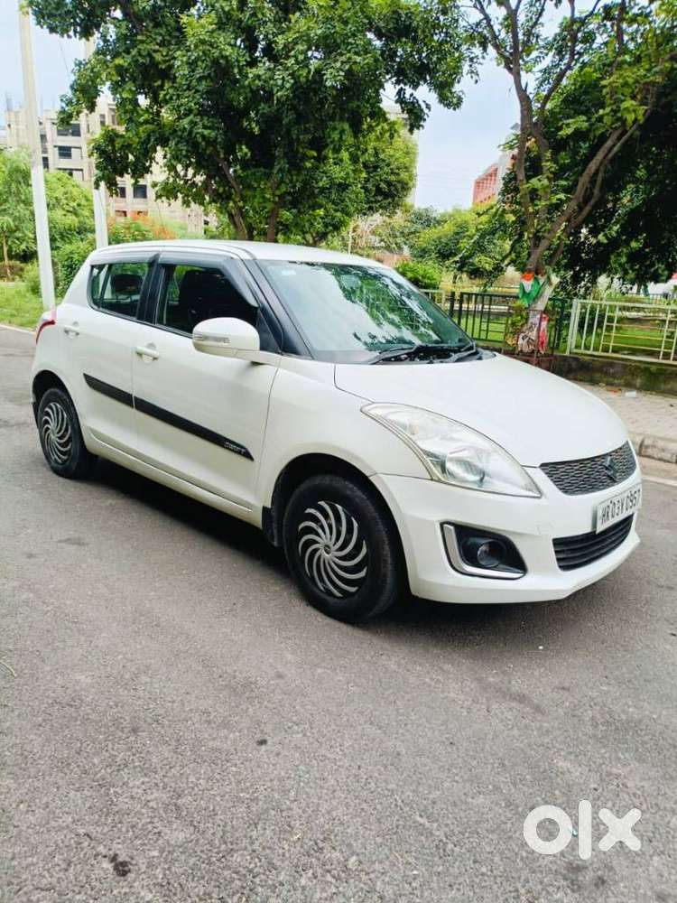 Maruti Suzuki Swift Vxi With Abs, 2017, Petrol