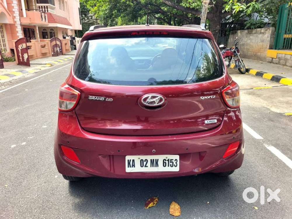 Hyundai Grand I10 Sportz, 2015, Petrol