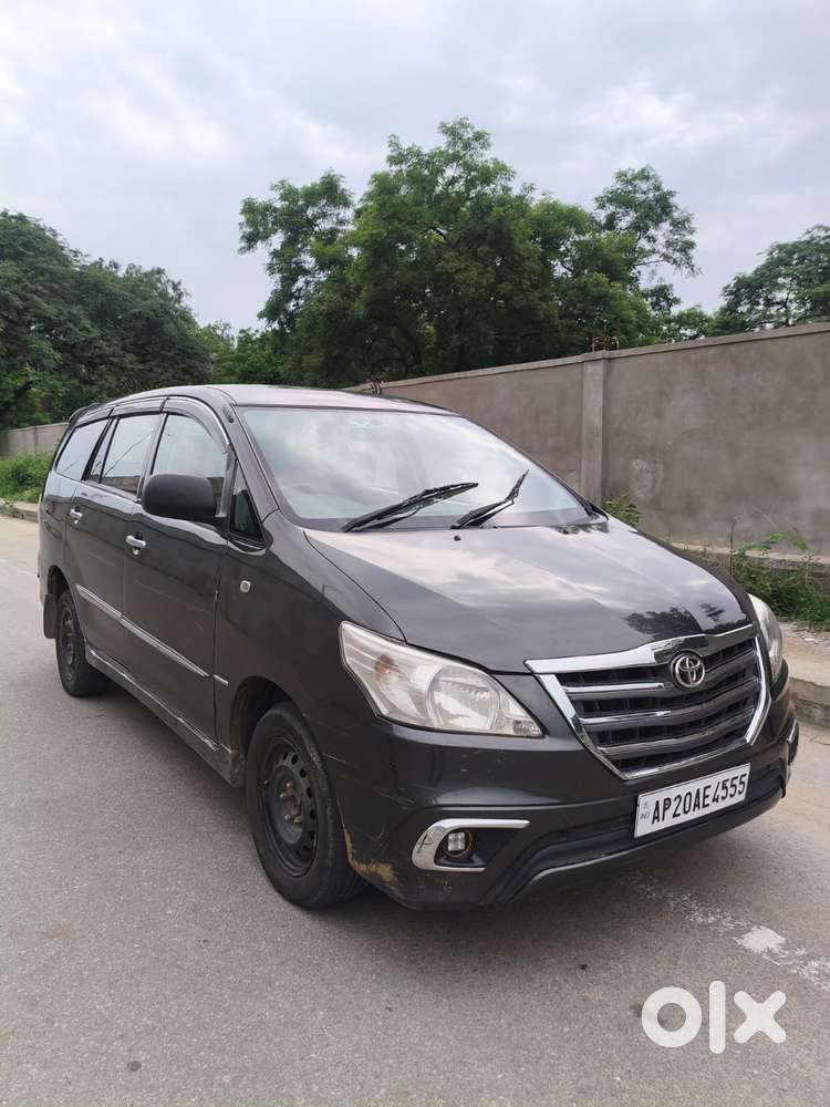 Toyota Innova 2.5 G (diesel) 8 Seater, 2010, Diesel