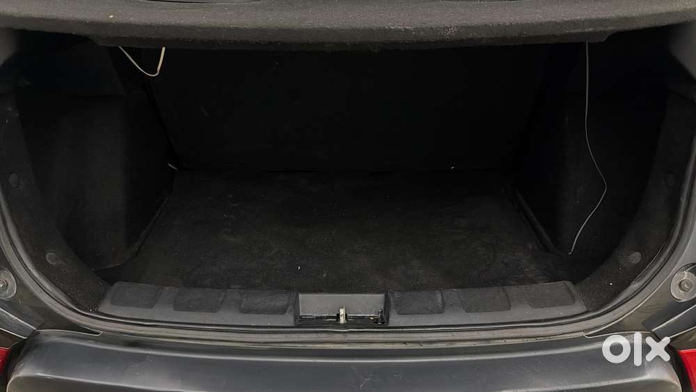 Tata Nexon 1.2 Revotron Xe, 2018, Petrol