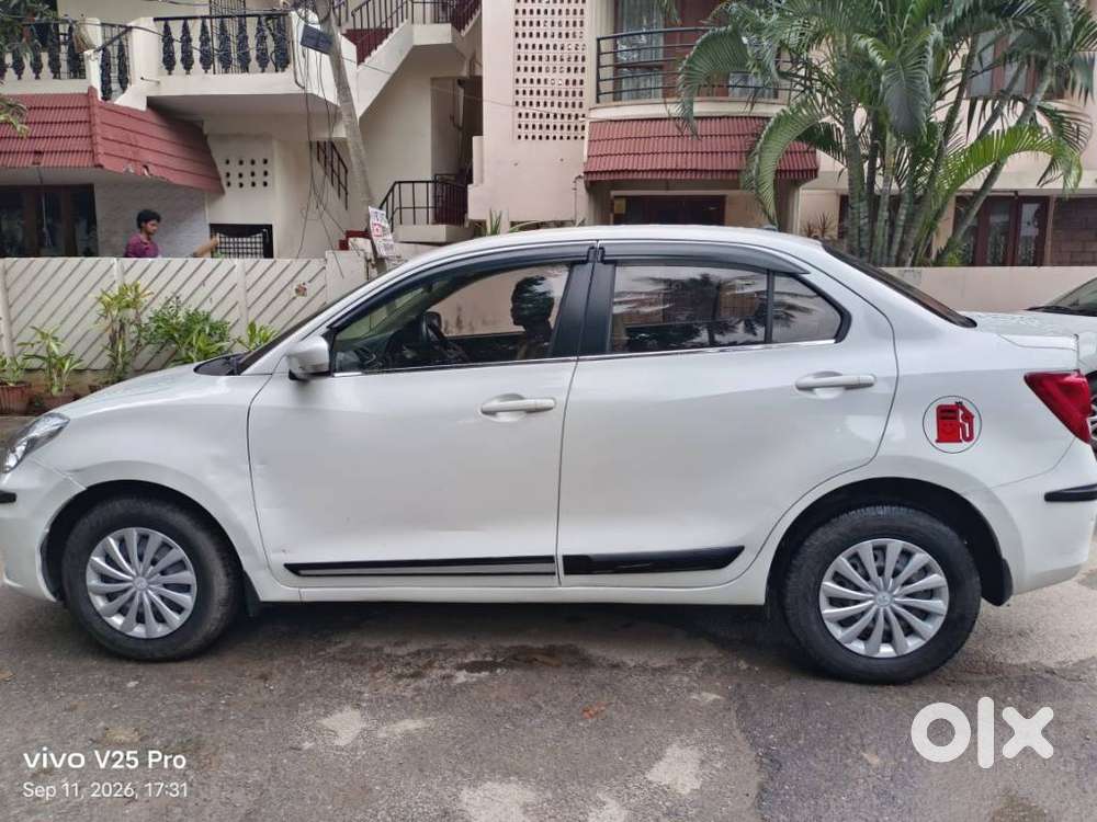 Maruti Suzuki Swift Dzire Vxi Optional, 2021, Petrol